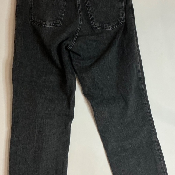 Women’s Abercrombie & Fitch 29/8 The Mom High Rise Curve Love black denim - Picture 4 of 5